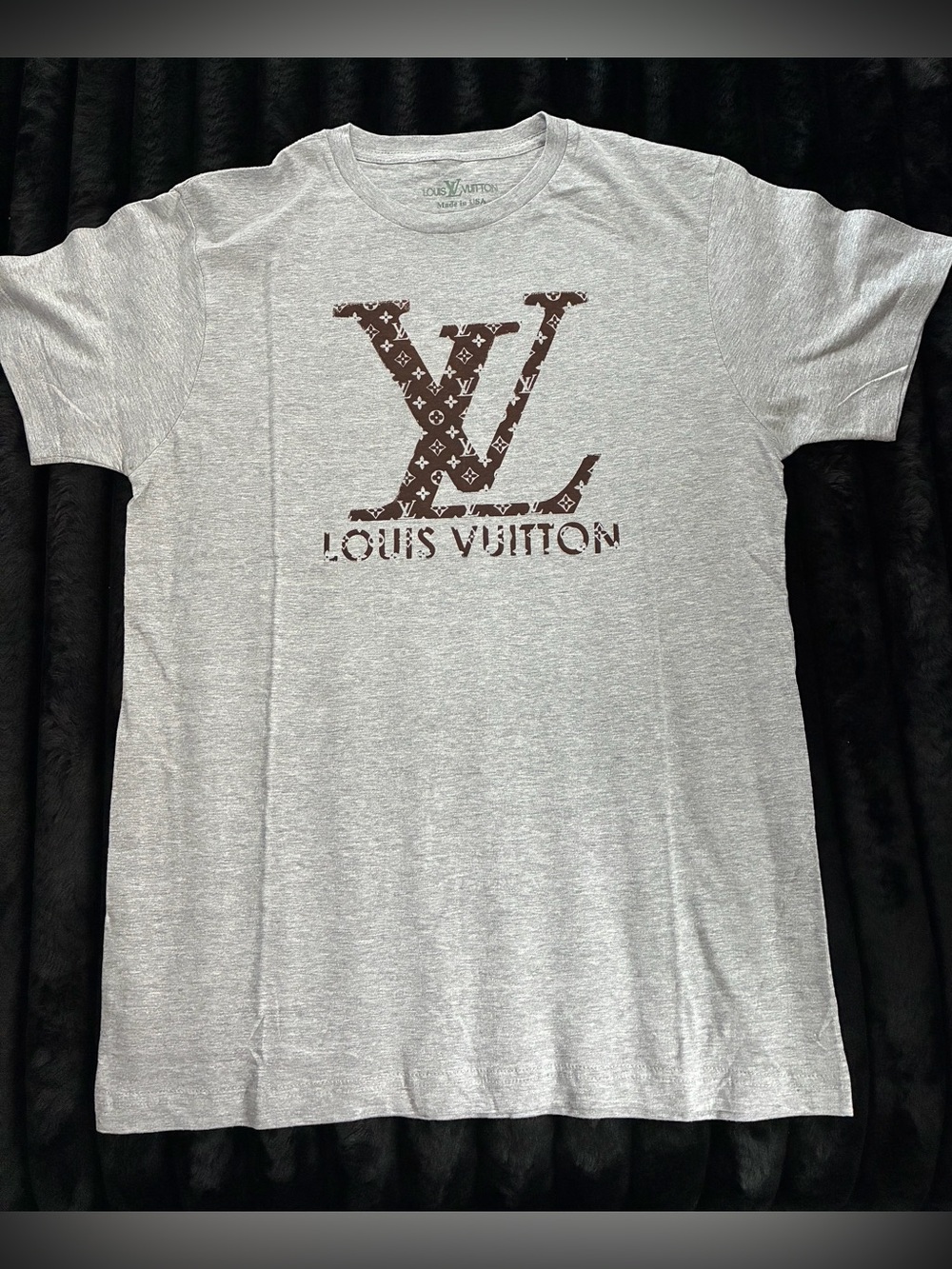 New Men’s Luxury Graphic Designer Heather Gray T-shirt Size Medium